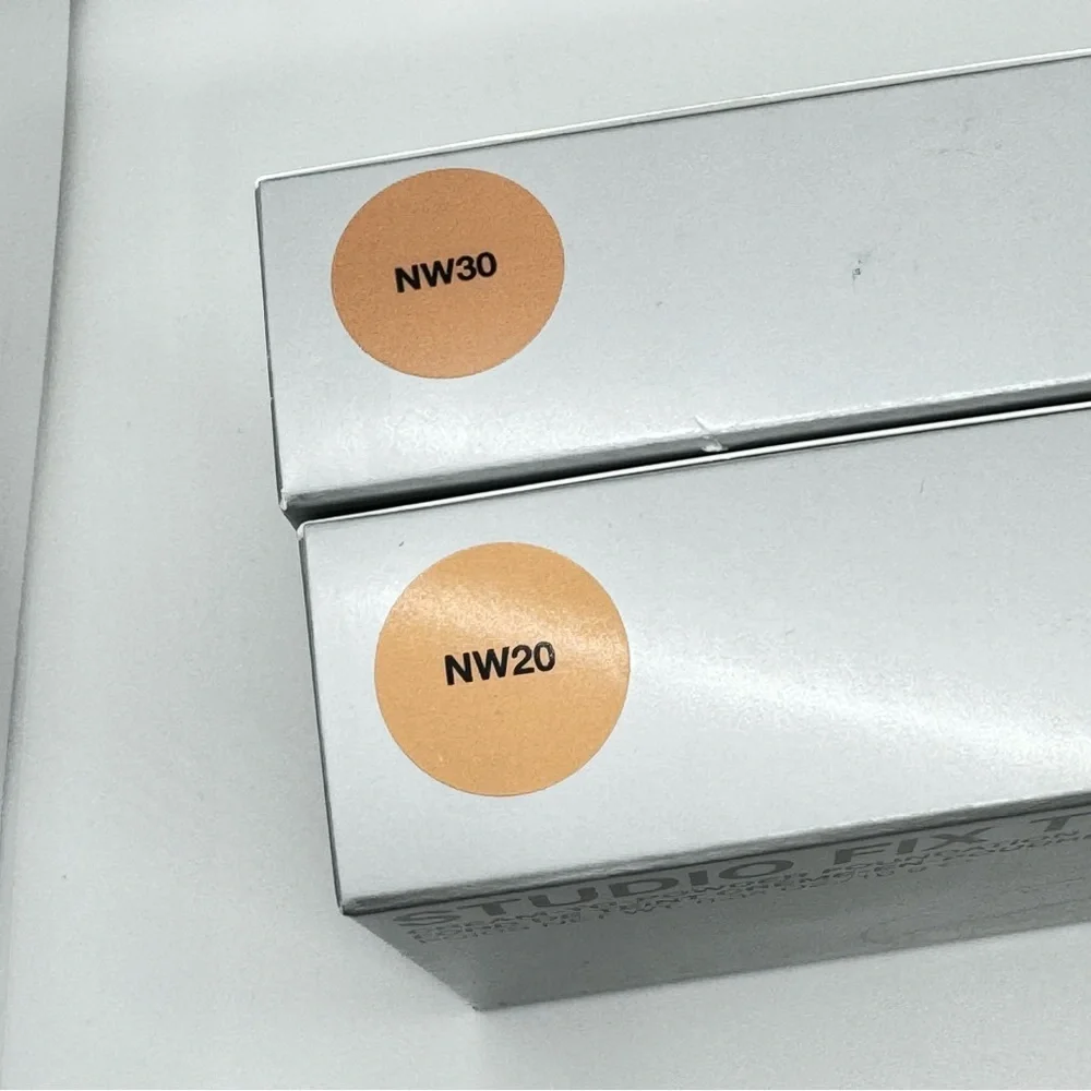 NW30 Mac Studio Fix Tech Cream To Powder Foundation Brand New in Box
